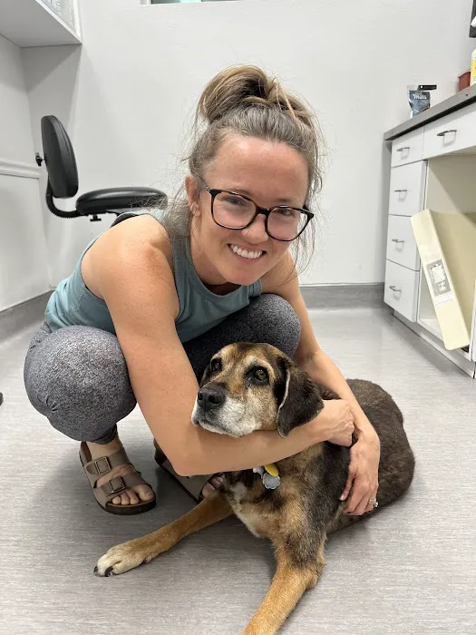 Agua Fria Animal Hospital Picture 2