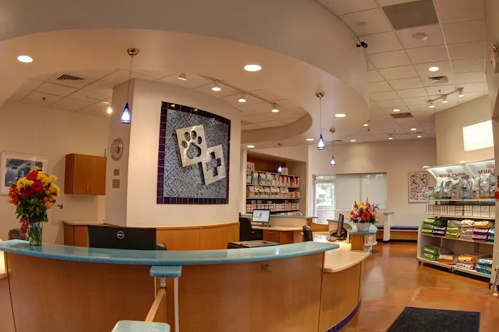 McClintock Animal Care Center Picture 4