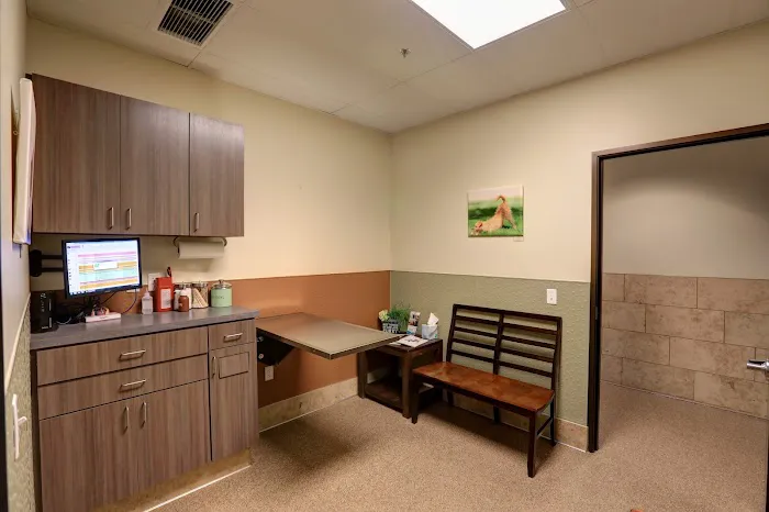 Applewood Animal Hospital Picture 4