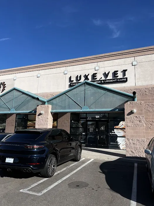 LUXE.VET Picture 2