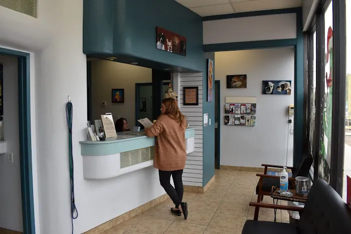 Desert Tails Animal Clinic Picture 1