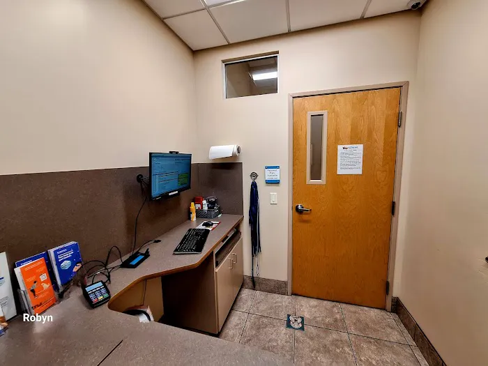 Lovet Pet Health Care - Fletcher Heights Picture 7