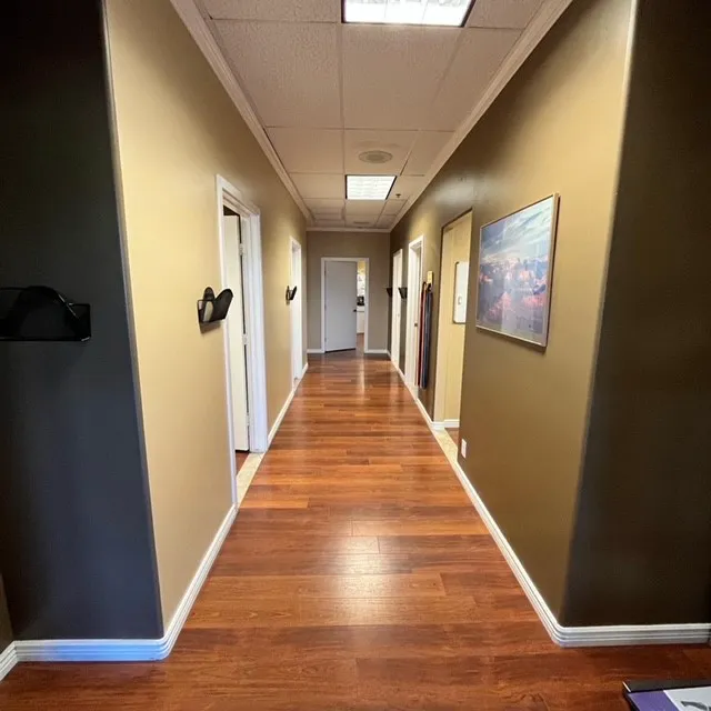 Desert Hills Animal Clinic Picture 4