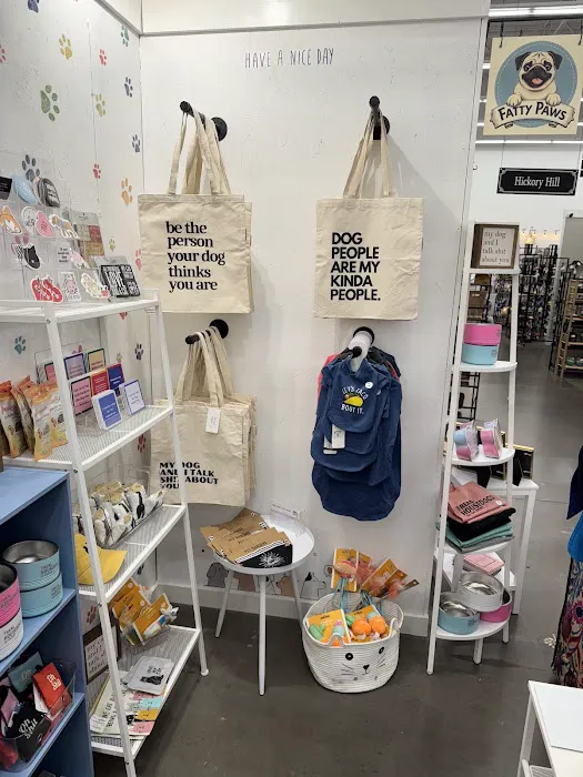 Fatty Paws Pet Boutique Picture 1