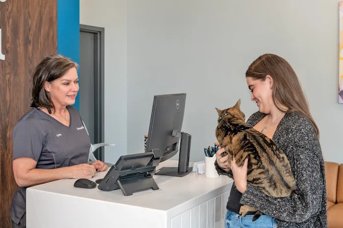 Livewell Animal Hospital of Anchorage Picture 2