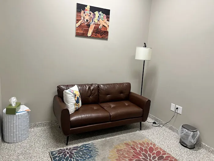 PetVet365 Pet Hospital Louisville / Jeffersontown Picture 2