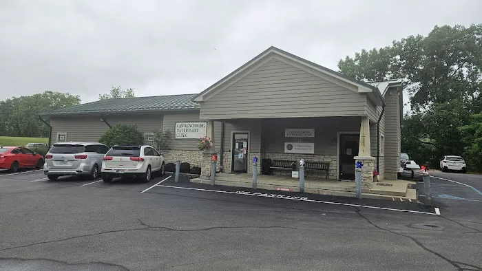 Lawrenceburg Veterinary Clinic Picture 5