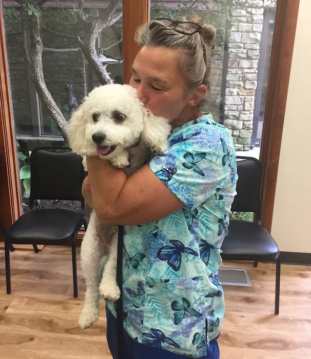 Furry Friends Veterinary Hospital Picture 7