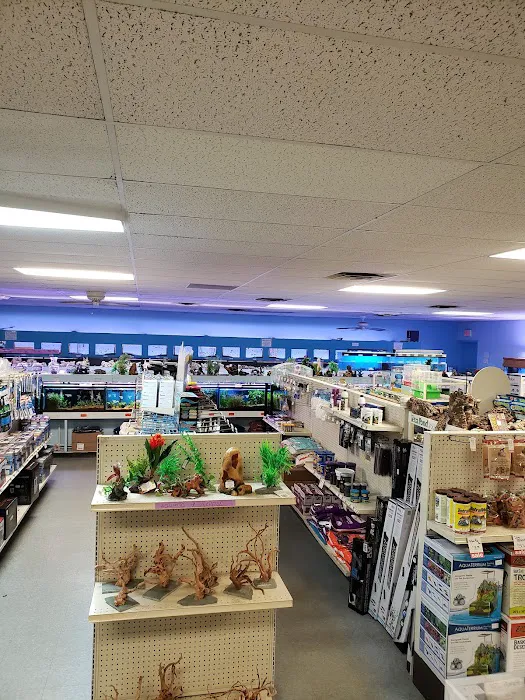 Monfort Aquarium & Pet Picture 2