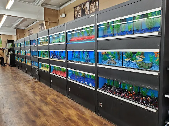 Petland Richmond Picture 1