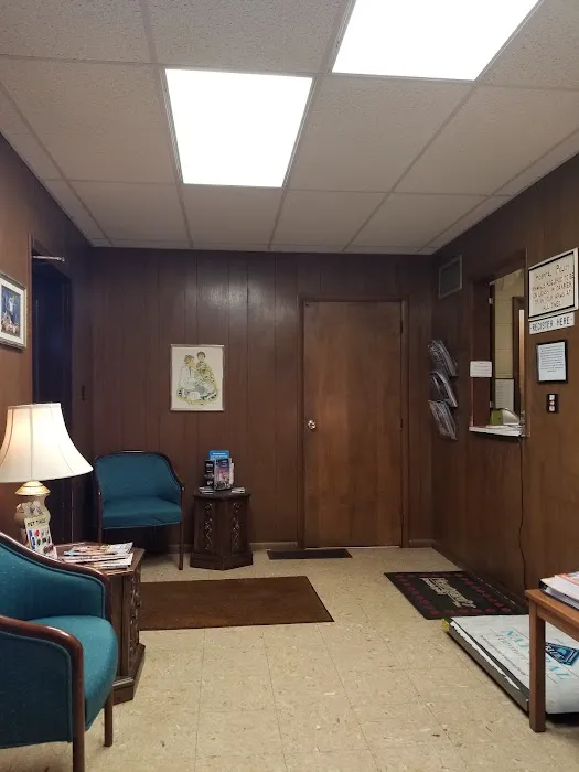Dixie Animal Clinic Picture 3