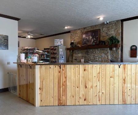 Spencer Town & Country Veterinary Clinic