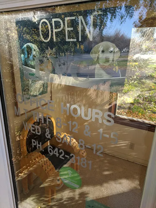 Broadway Veterinary Clinic Picture 7