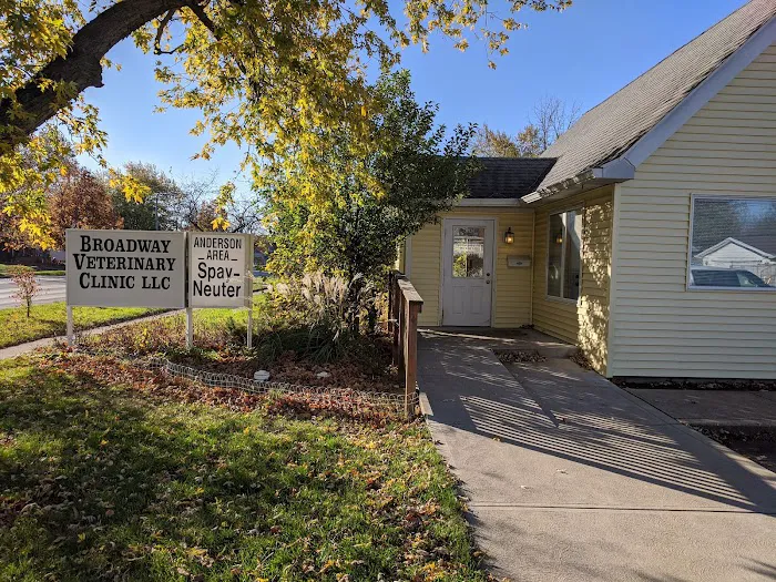 Broadway Veterinary Clinic Picture 5