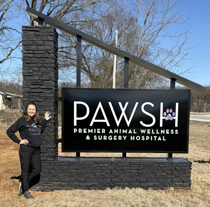 PAWSH Premier Animal Wellness & Surgery Hospital: Dr. Adrienne Price DVM Picture 5