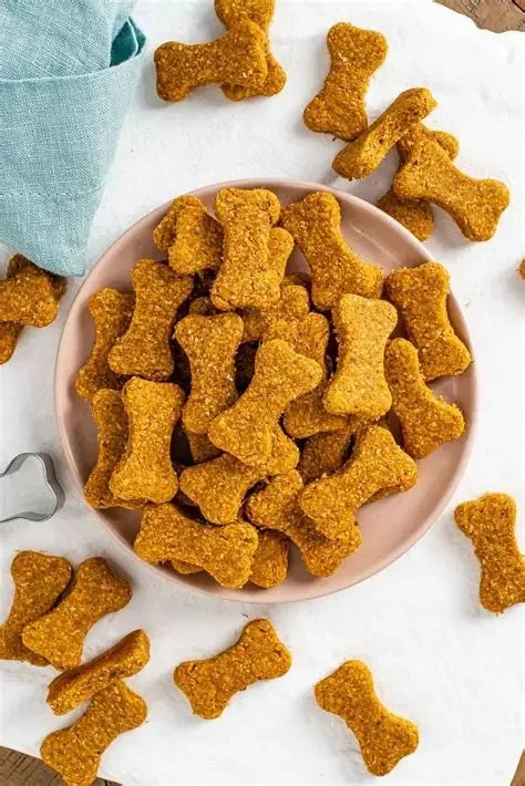 How to Make Homemade Dog Treats Without Fillers